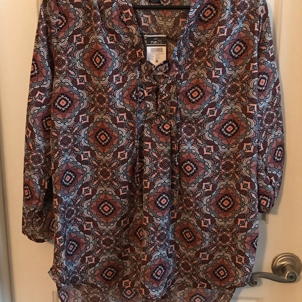 Rue 21 shirt